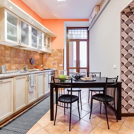 Ghetto Apartment Рим Екстериор снимка
